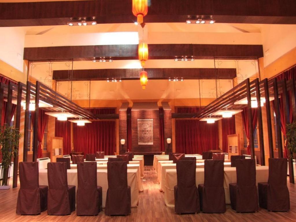 敦煌山庄酒店 外观 照片
