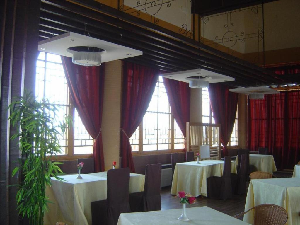 敦煌山庄酒店 外观 照片